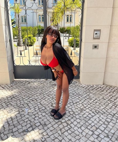 JustNati sexy model photos