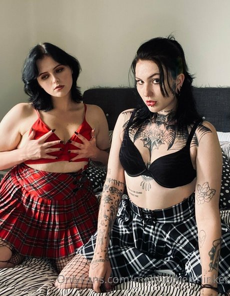 meltheoverthinker pornstar pretty picture