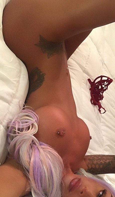 Badasscassfit erotic star img