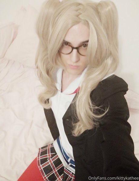 kittykathee model nude image