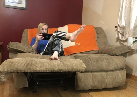 blonde fitness onlyfans nudes pic