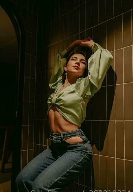 fairy gloria top actress photos