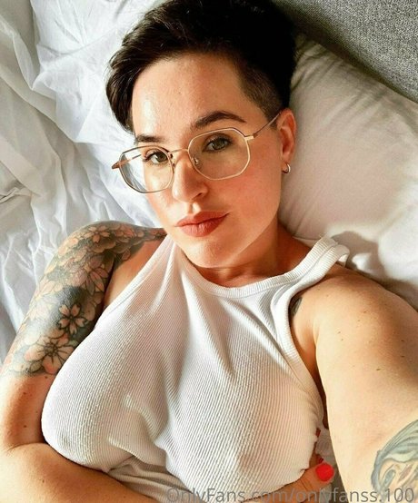 onlyfanss 100 hd model pictures