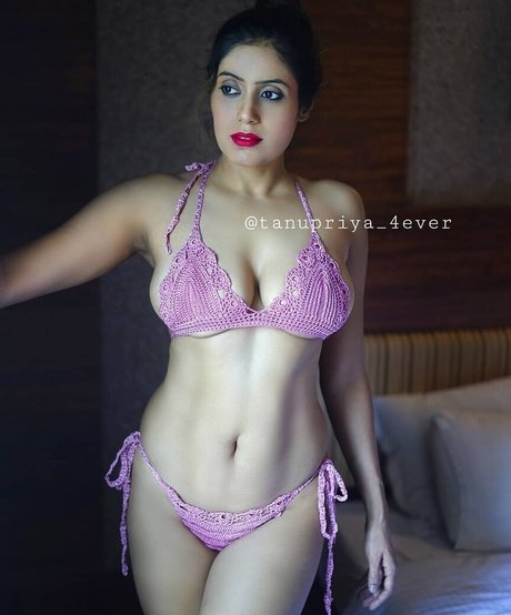 curvy star onlyfans hot nude photo