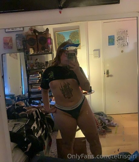 tetrisgirl model erotic galleries