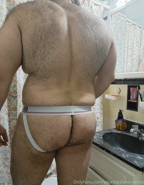 yourtopsfavoritetop nude thumbnail