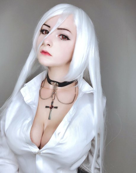 Nikachi tyan hot model pic