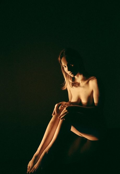 Ssonyashnyk model beautiful photos