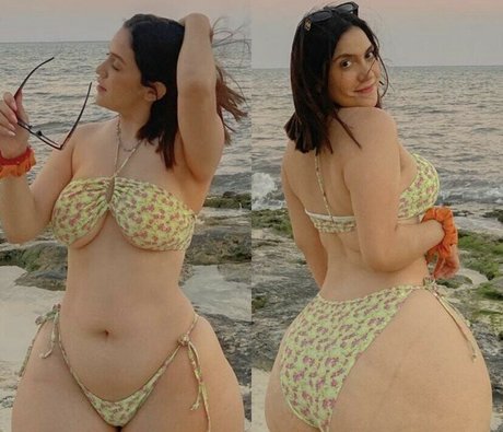 brunette pussy onlyfans hd picture