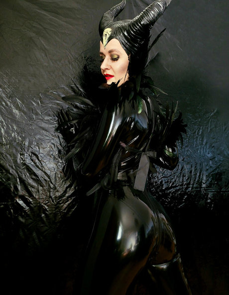 kittylou top model archive