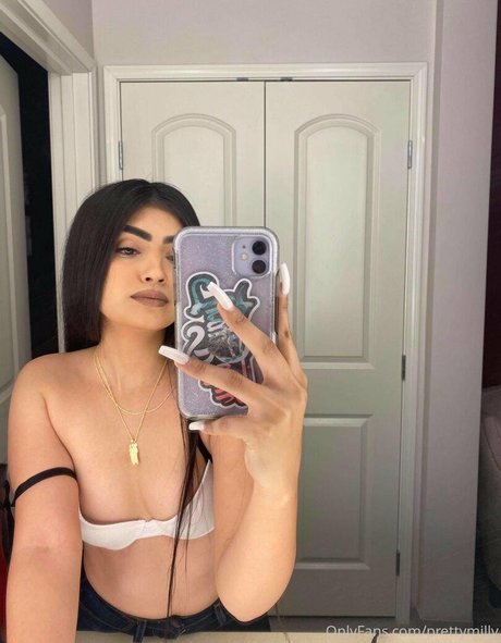 prettymilly model nude image