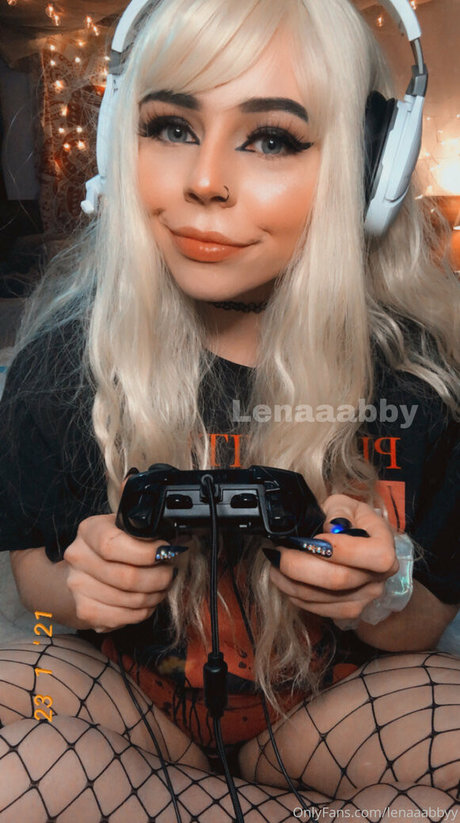 lenaaabbyy star pornographic galleries