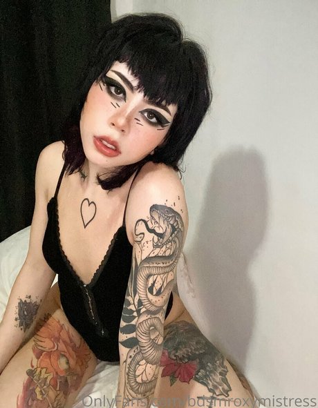 bdsmroxymistress art actress photos