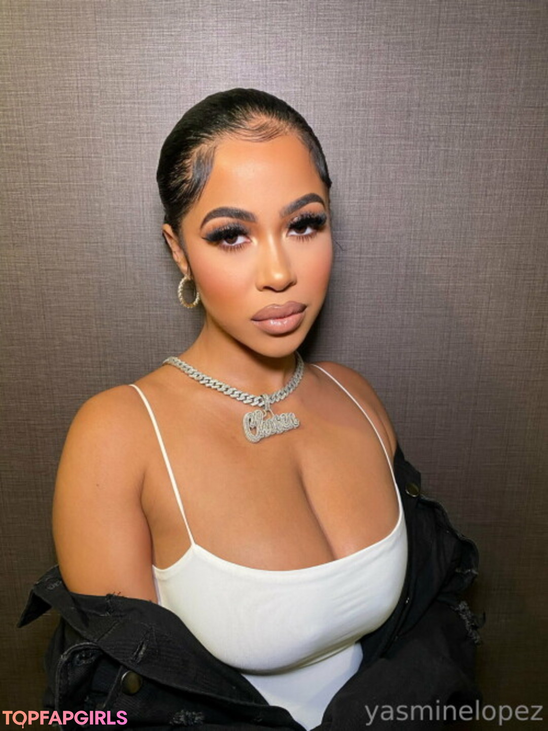 Yasmine Lopez アダルトモデル アーカイブ