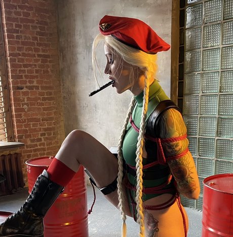 太ったおばあちゃんオンリーファンズ 美しいヌード 画像