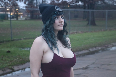 ポッグセルフィーオンリーファン セクシーヌード 写真