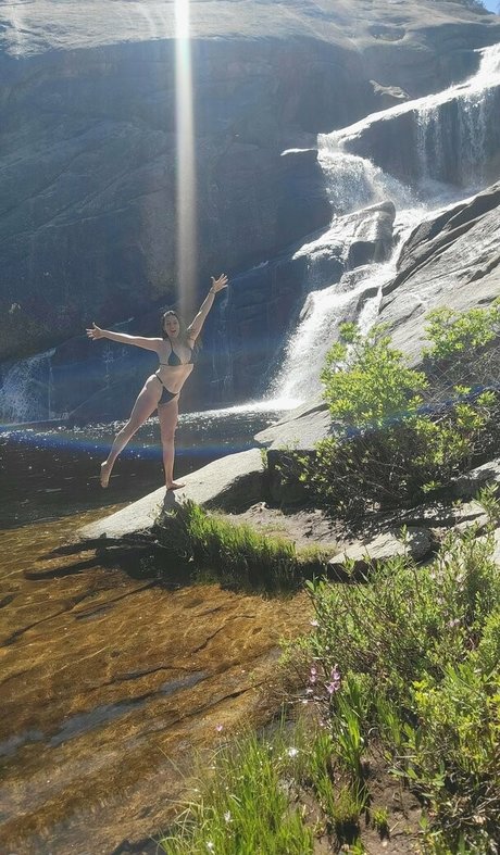 ナチュラルポーグオンリーファン ホットセクシー 写真