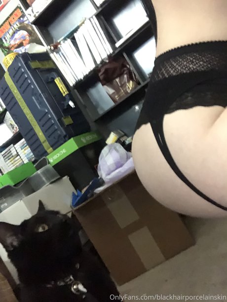 大学生のティーンオンリーファン 美しいxxx 写真