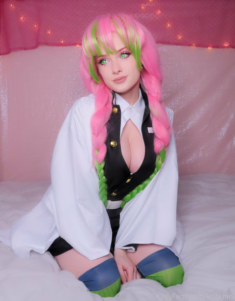 完璧なボディ オンリーファンズ セクシーxxx 画像