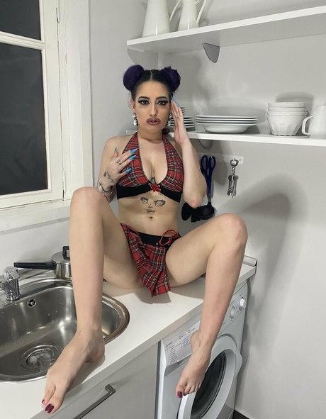 熟女オナニーオンリーファンズ 無料セクシー 写真