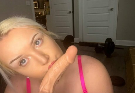 Lady Fatale モデル 画像