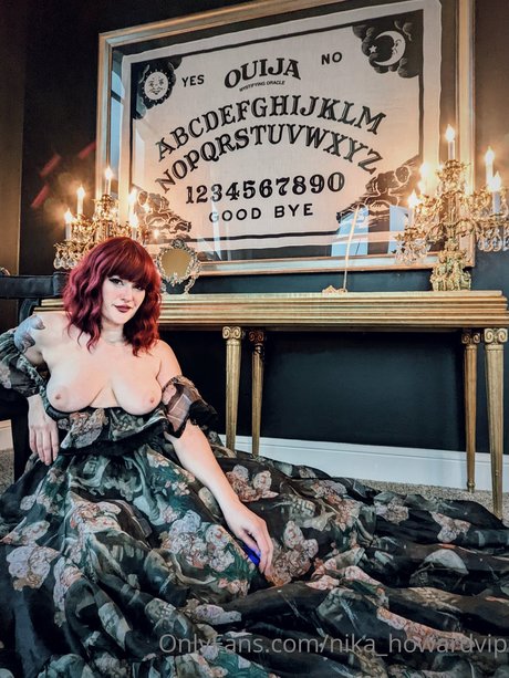 Nika Howard 美しい女優 写真