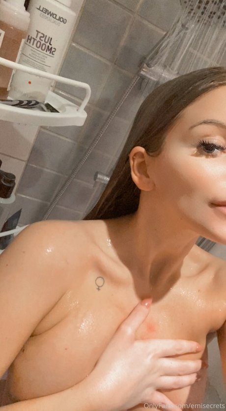 Emisecrets 裸の女優 画像