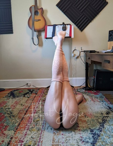 hotyoga セックス女優 画像