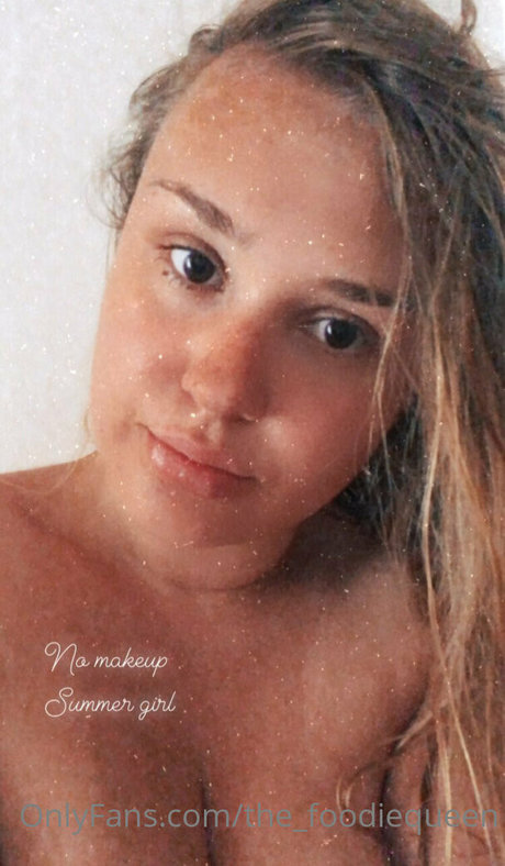 the foodiequeen セクシーモデル 画像