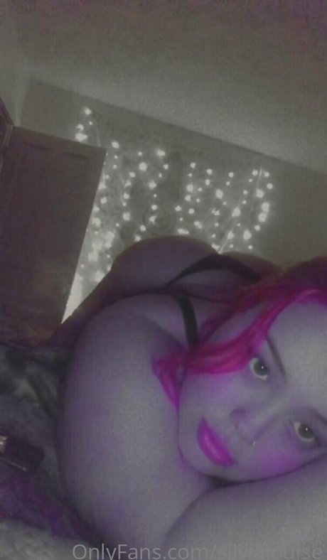 silvialouise top profile image