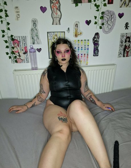 babyghoulbunda セックススター ギャラリー