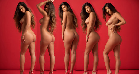 Alexa Campbell 完璧なスター 写真