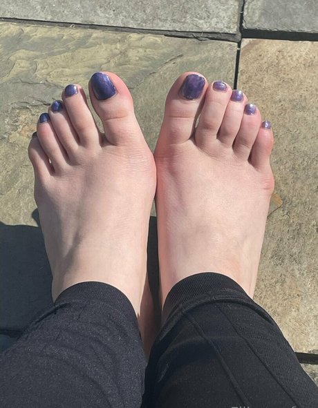 elliemaesfeet ポルノスター 高品質 画像