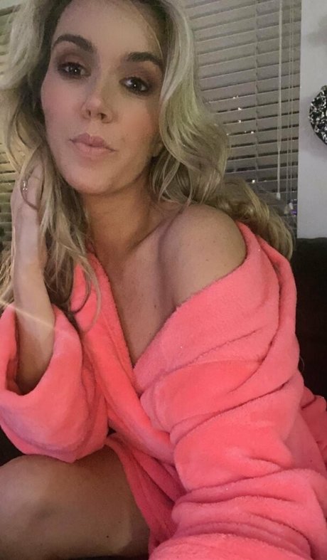mariah r 裸の女優 写真