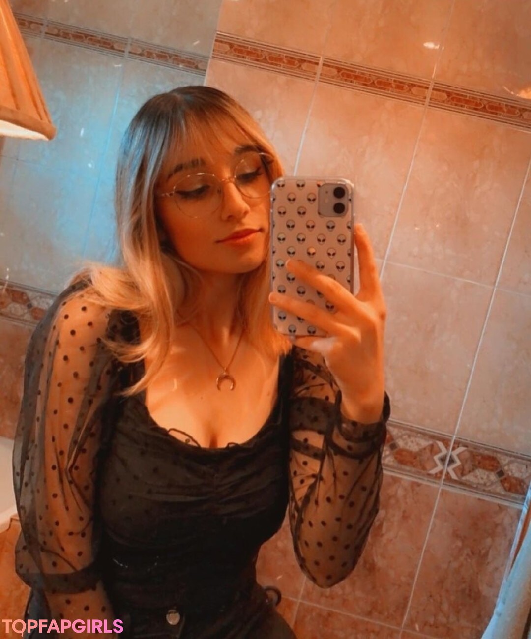 Maya ASMR かわいいポルノスター 写真