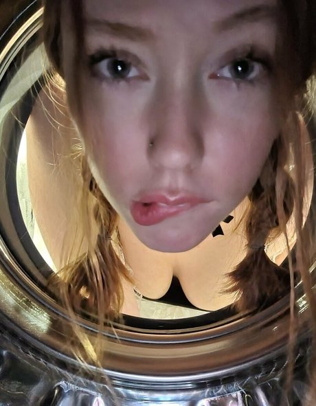 ダーティトークJOI オンリーファンズ 可愛い 写真