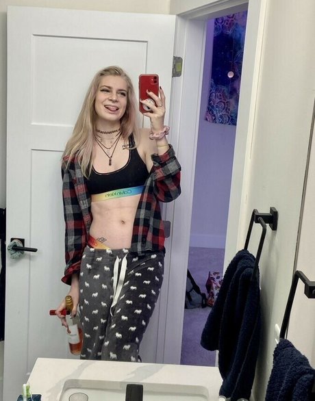 Laced Up Lace 完璧なスター 画像