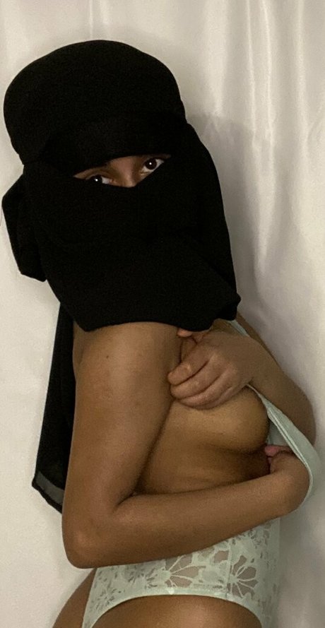 barelylegalhabibi 素敵なスター 写真
