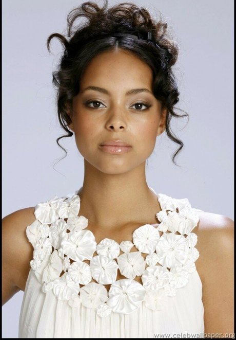 Amber Stevens West スター ヌード 画像