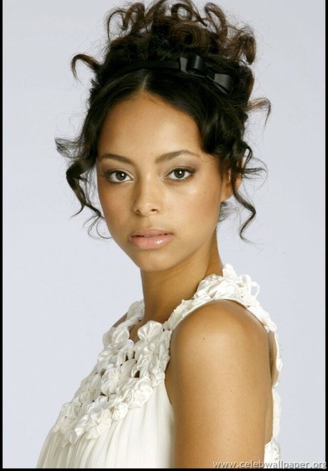 Amber Stevens West ポルノスター 画像