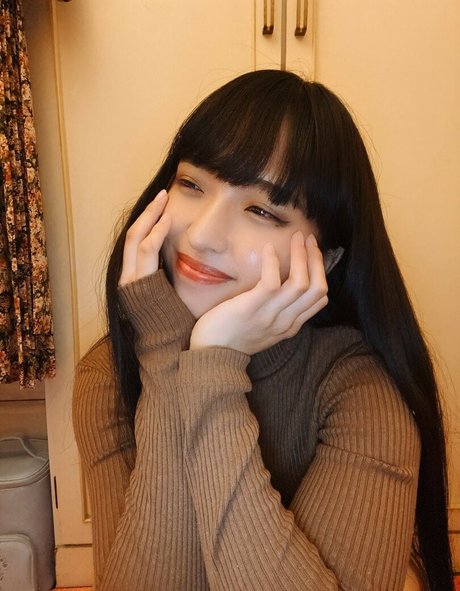 処女オンリーファンズ 無料セックス 写真