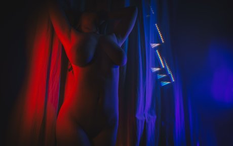 Boudoir of me ホットモデル 画像