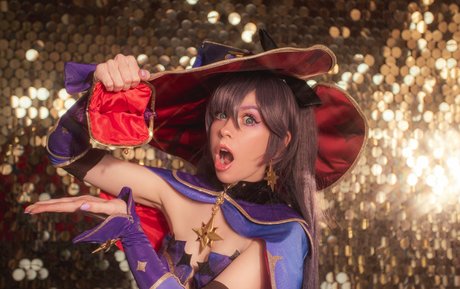 caterpillarcosfree アダルトスター 写真