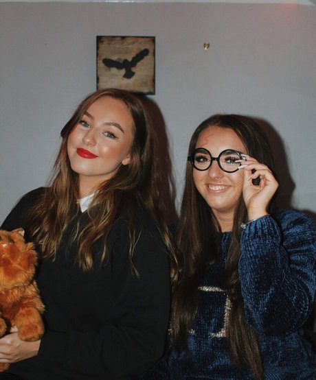 Helayna Birkett top profile image