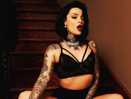 Kris Karson ヌードモデル ギャラリー