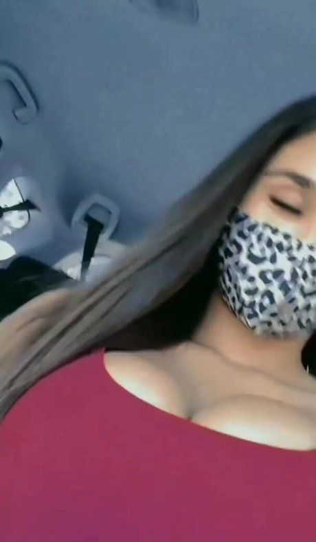 Melu Denise 裸の女優 写真