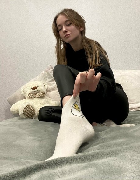 完璧な足 オンリーファンズ ヌード 写真