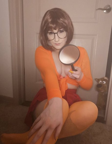 mclovinnteases 女優 写真