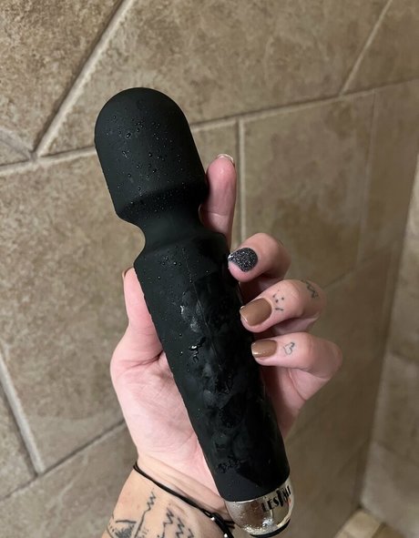 vonvenom アダルト女優 写真