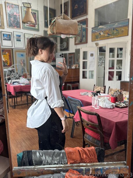 アジア人男性オンリーファンズ セクシー 写真